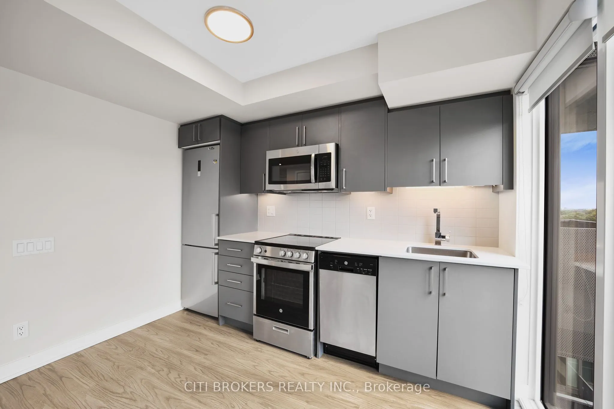 38 Monte Kwinter Court, #1019