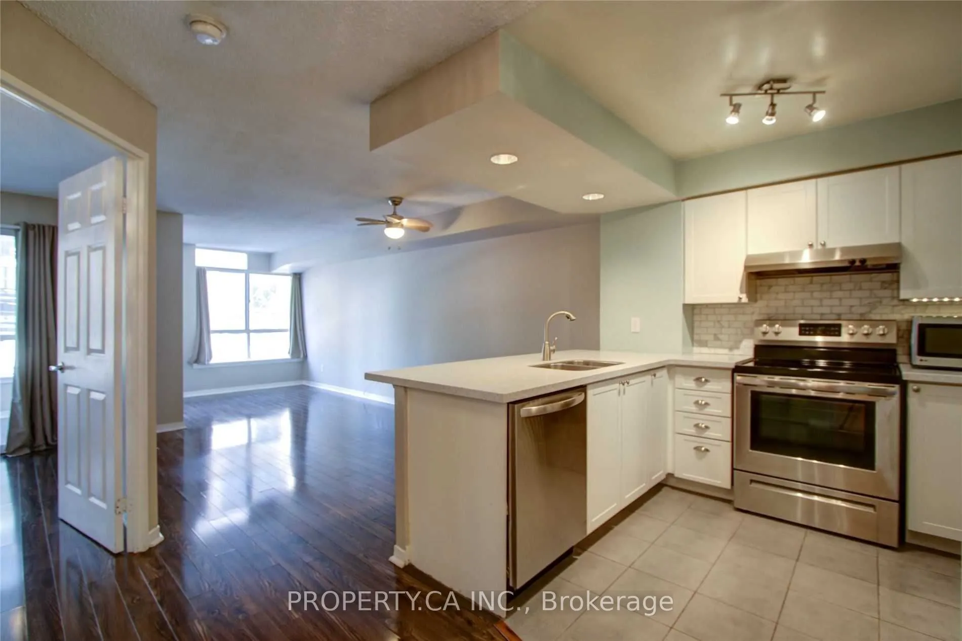 801 King Street W, #217