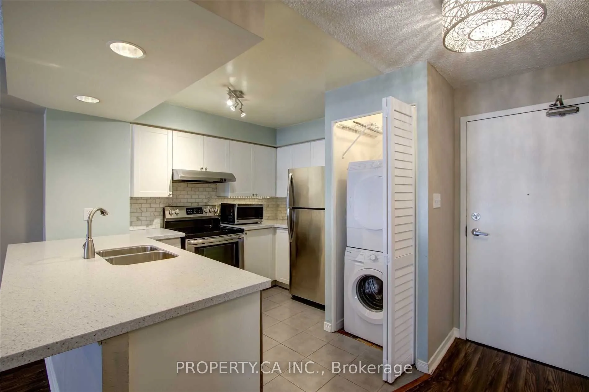 801 King Street W, #217