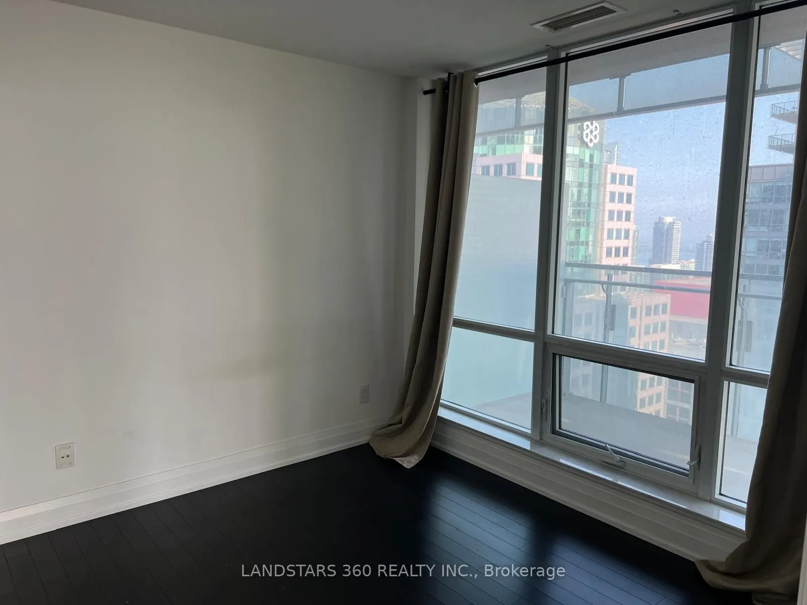 80 John Street, #2803