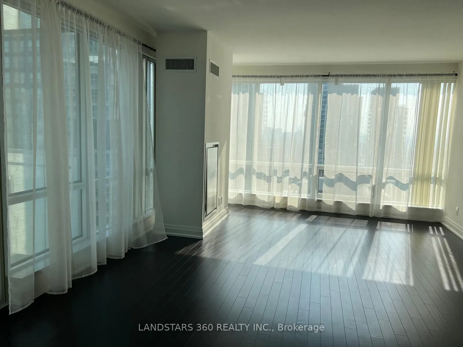 80 John Street, #2803