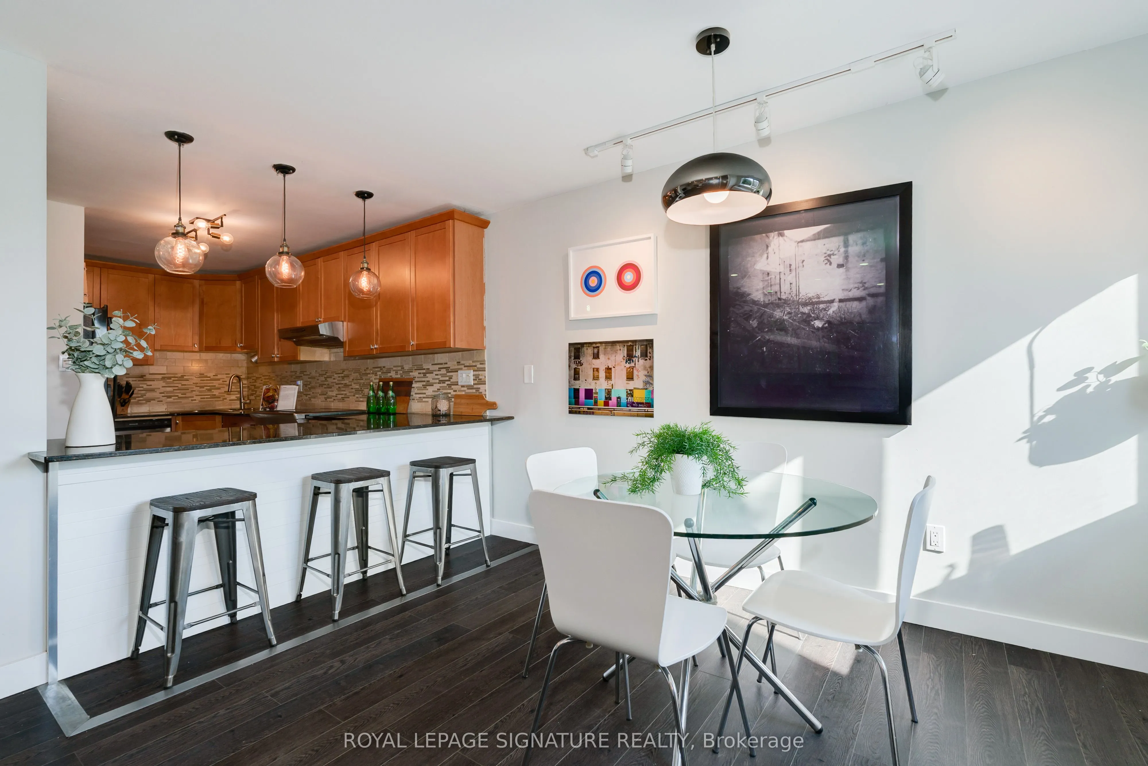 4005 Don Mills Road, #235