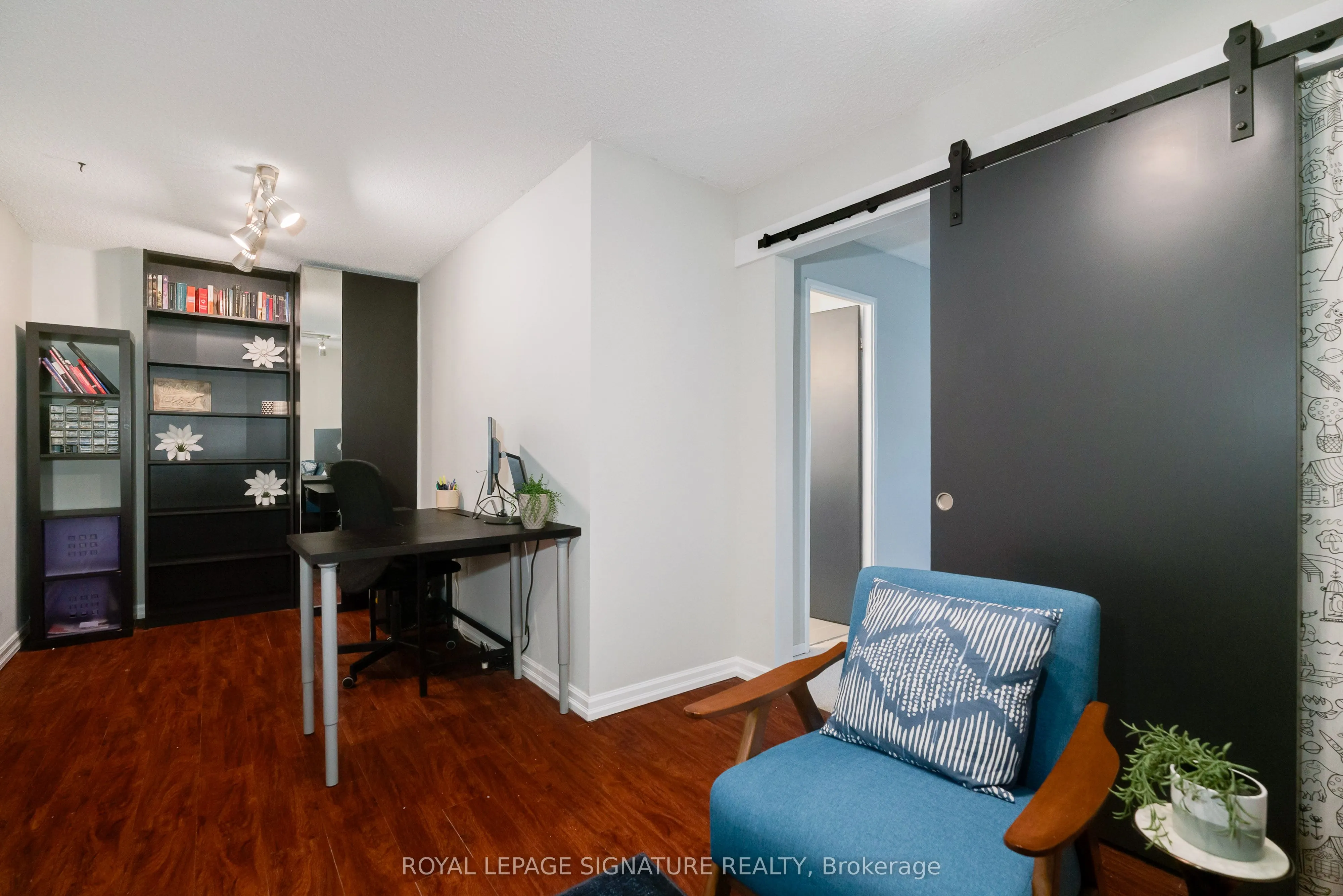 4005 Don Mills Road, #235