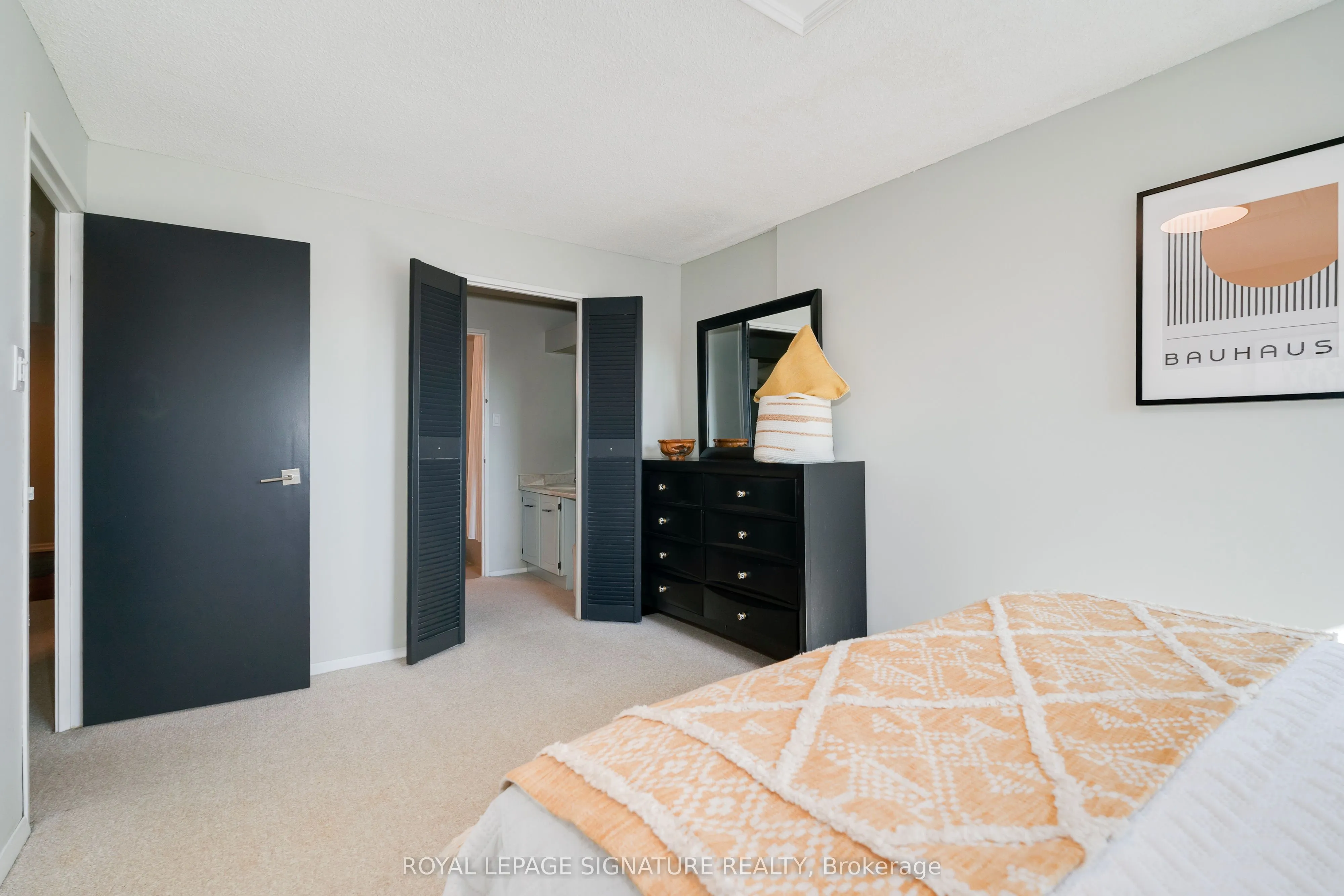 4005 Don Mills Road, #235