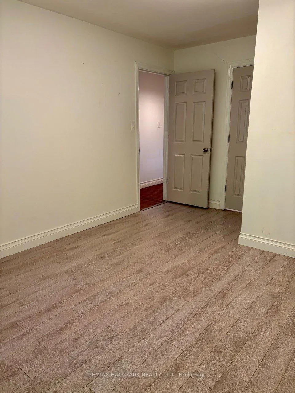 33 Angus Drive, #Main
