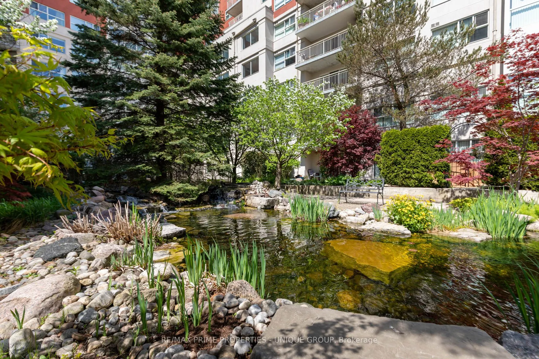 18 Concorde Place, #726