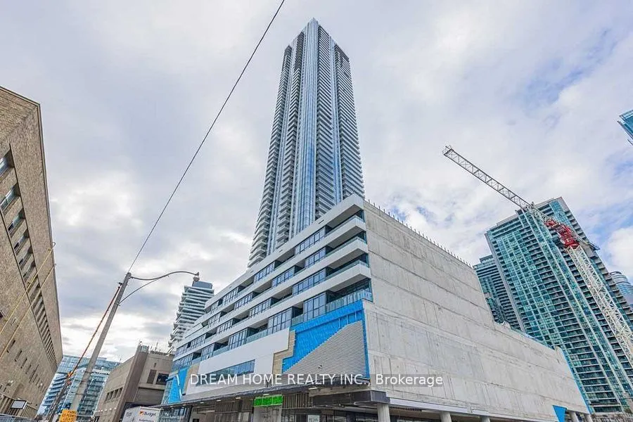28 Freeland Street, #1304
