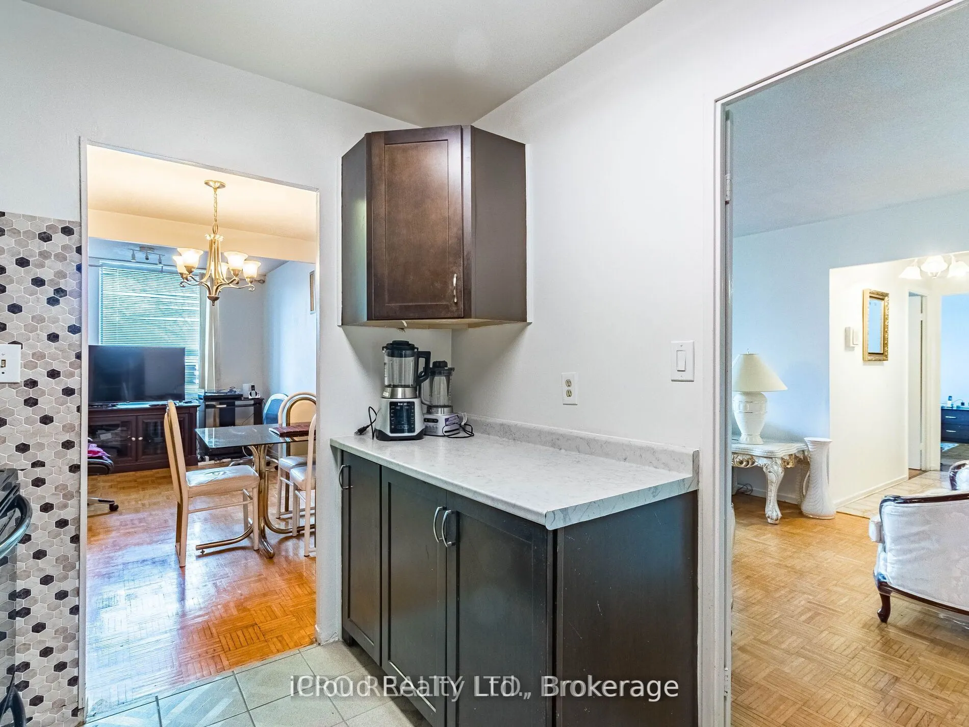 5 Shady Golfway, #205