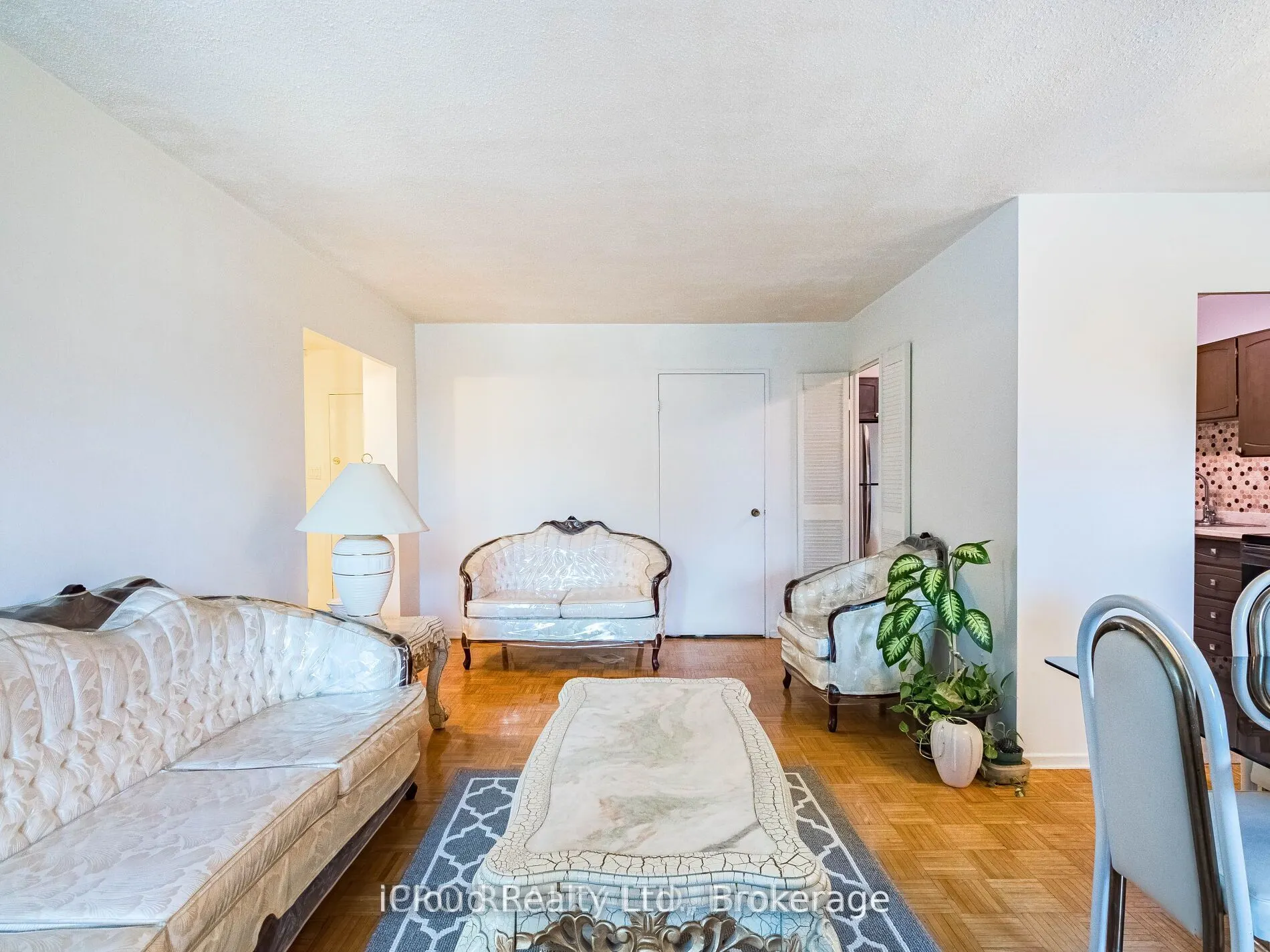 5 Shady Golfway, #205