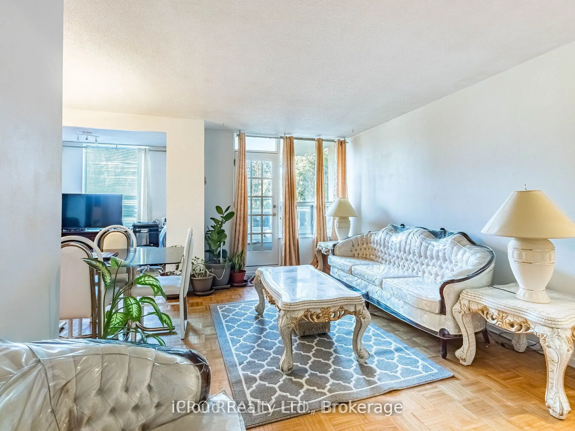 5 Shady Golfway, #205