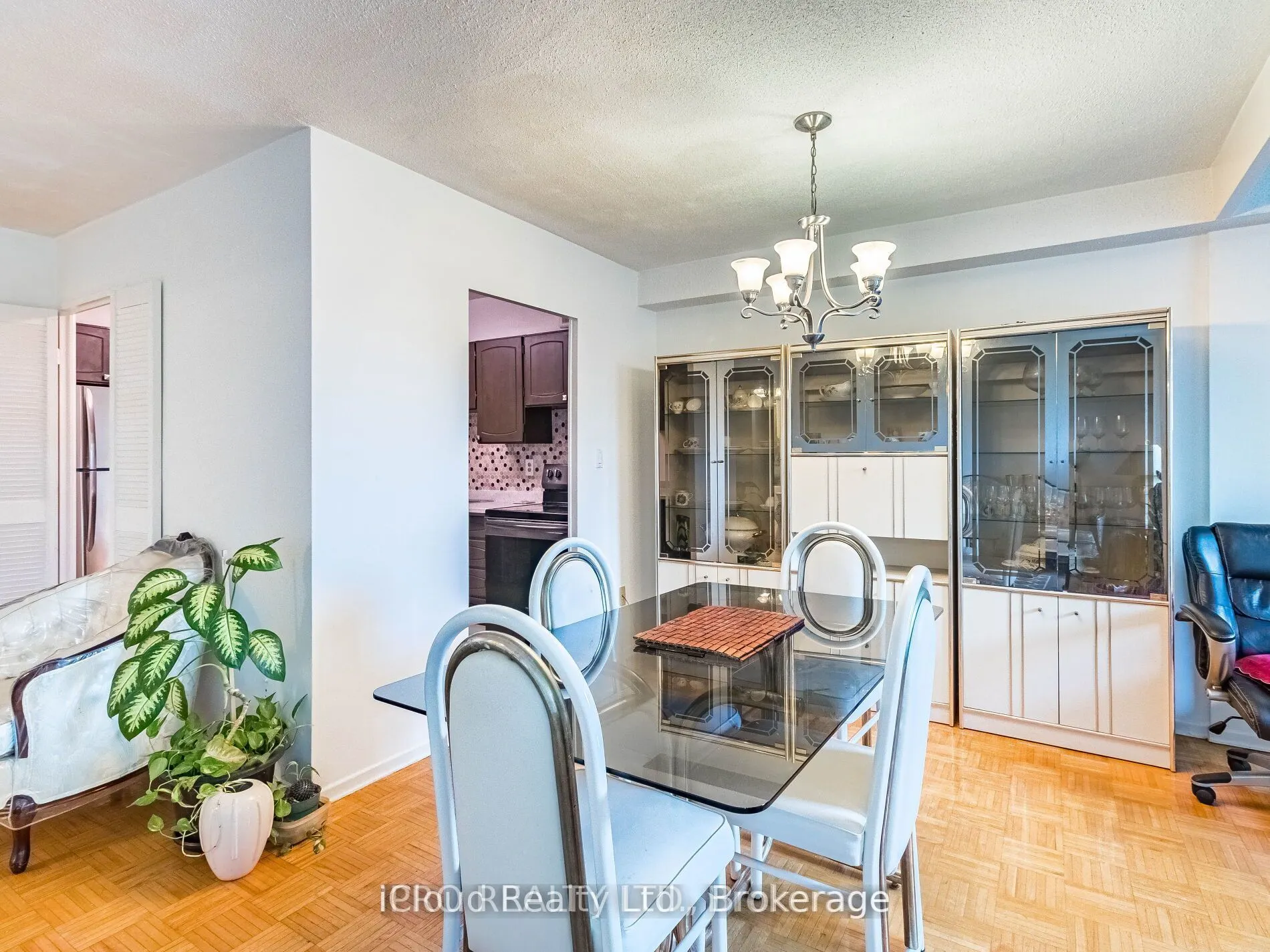 5 Shady Golfway, #205