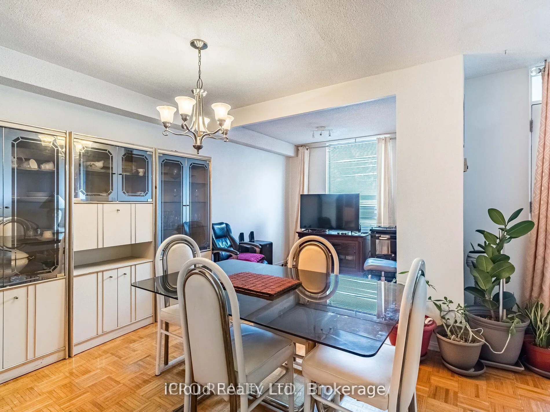 5 Shady Golfway, #205