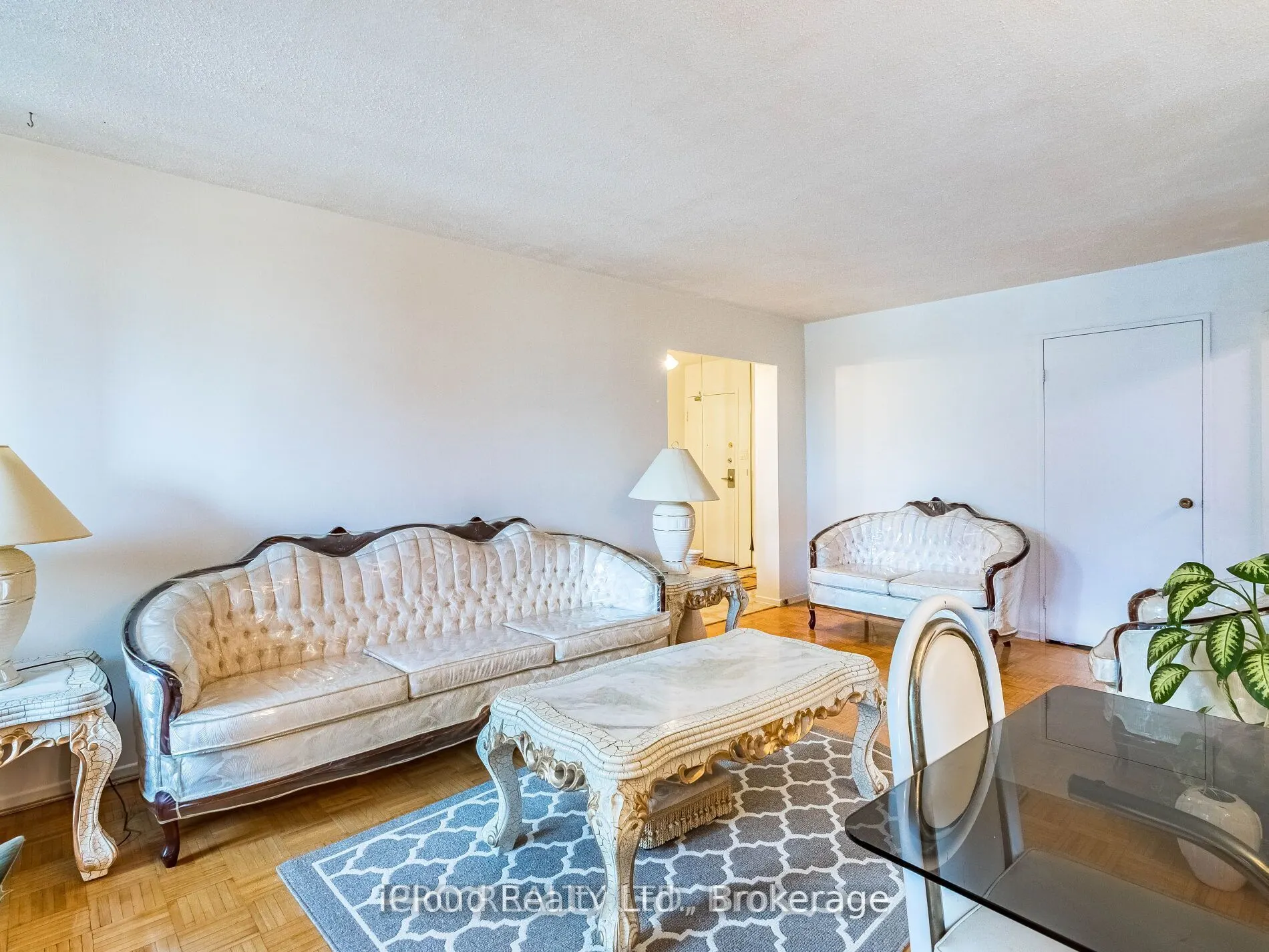 5 Shady Golfway, #205