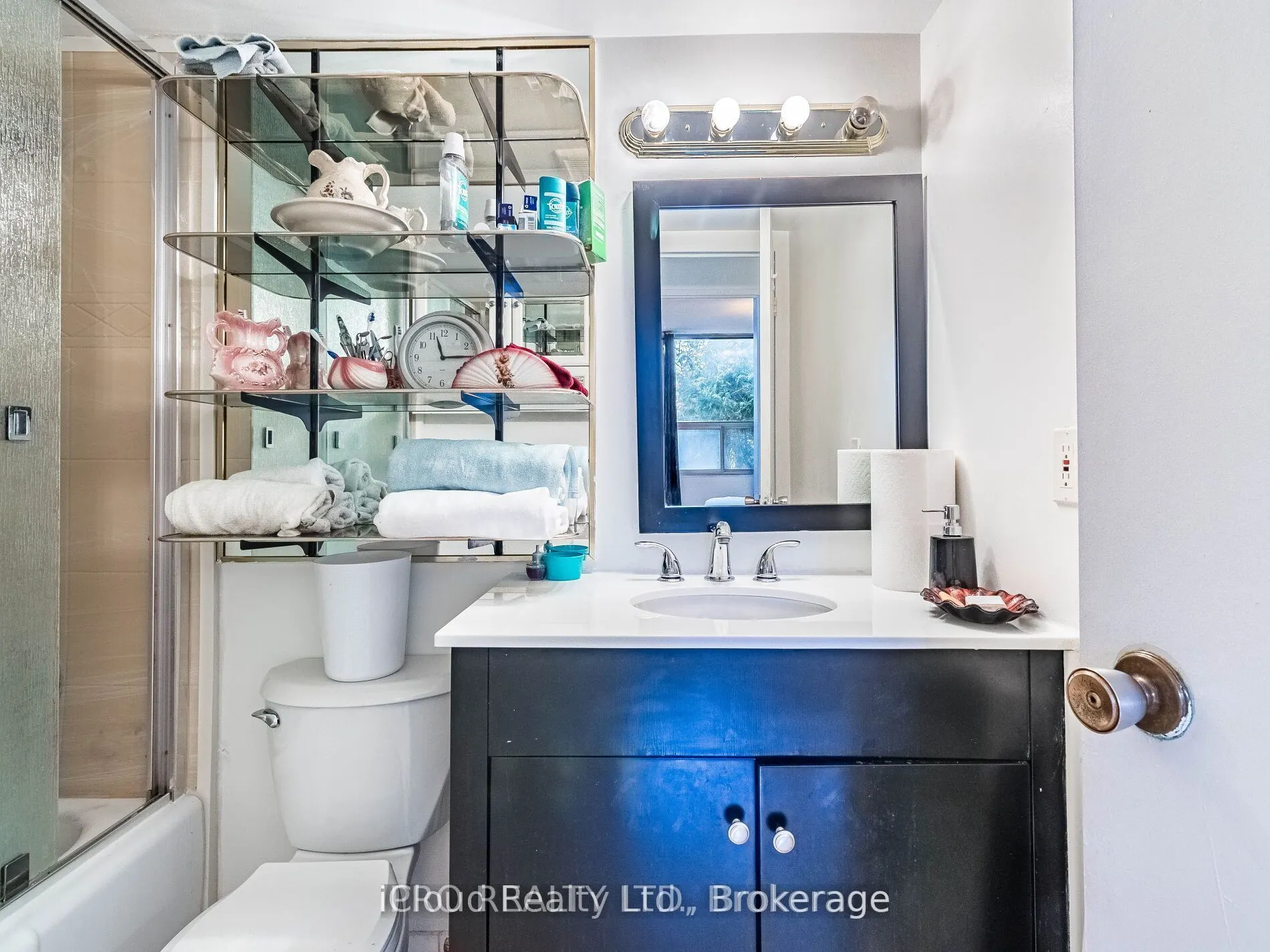 5 Shady Golfway, #205