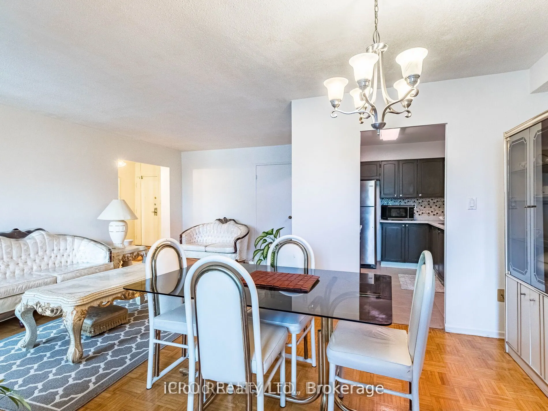 5 Shady Golfway, #205