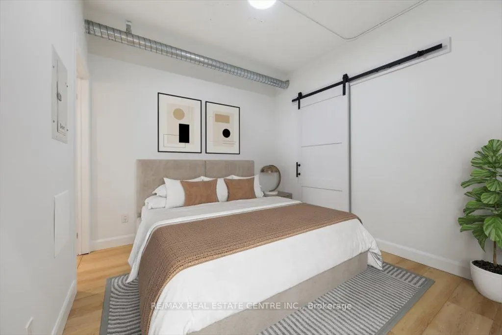 150 Sudbury Street, #1407