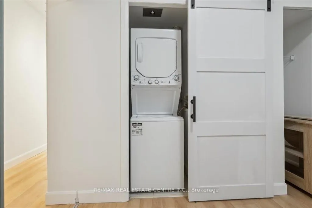 150 Sudbury Street, #1407