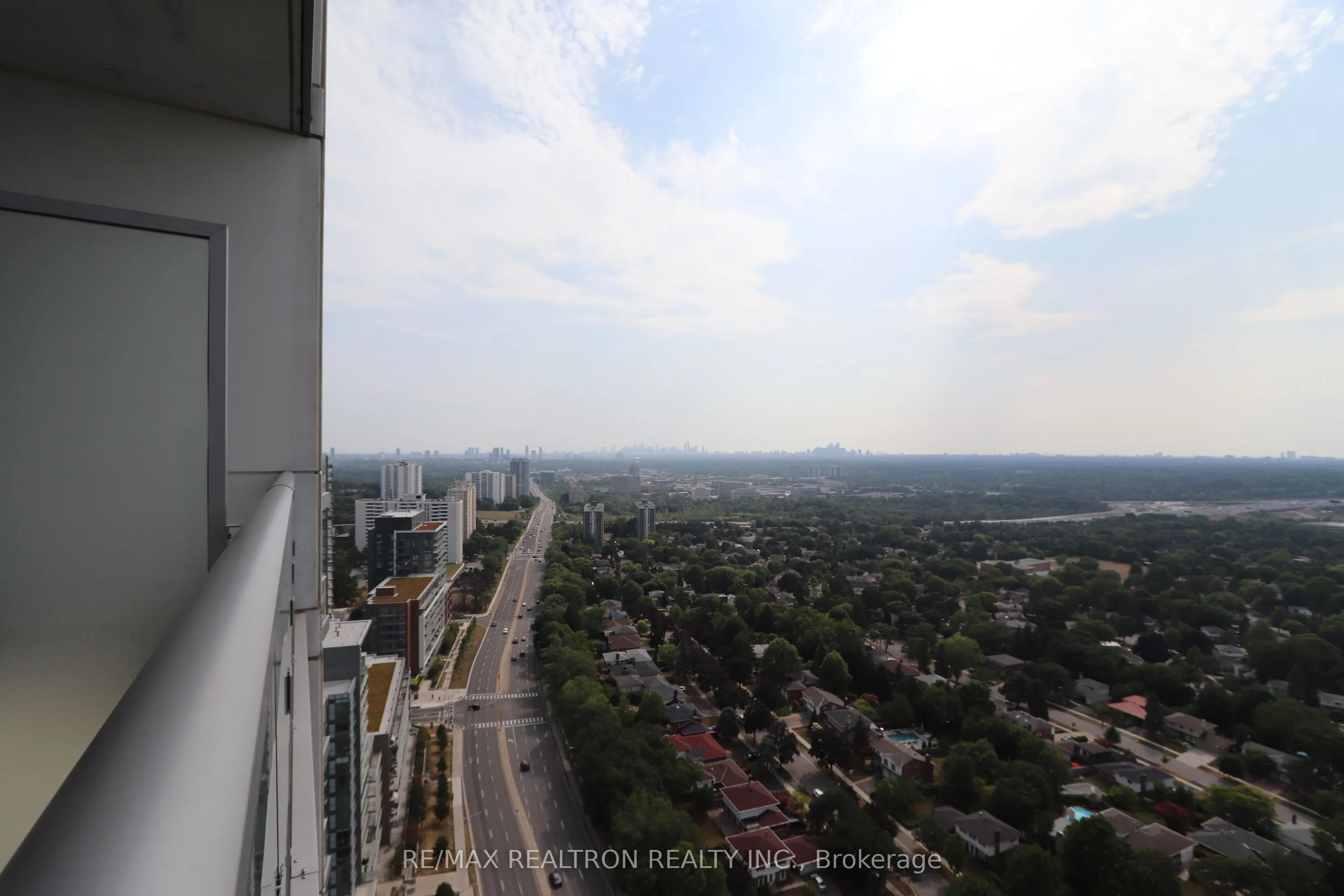 66 Forest Manor Road, #2601