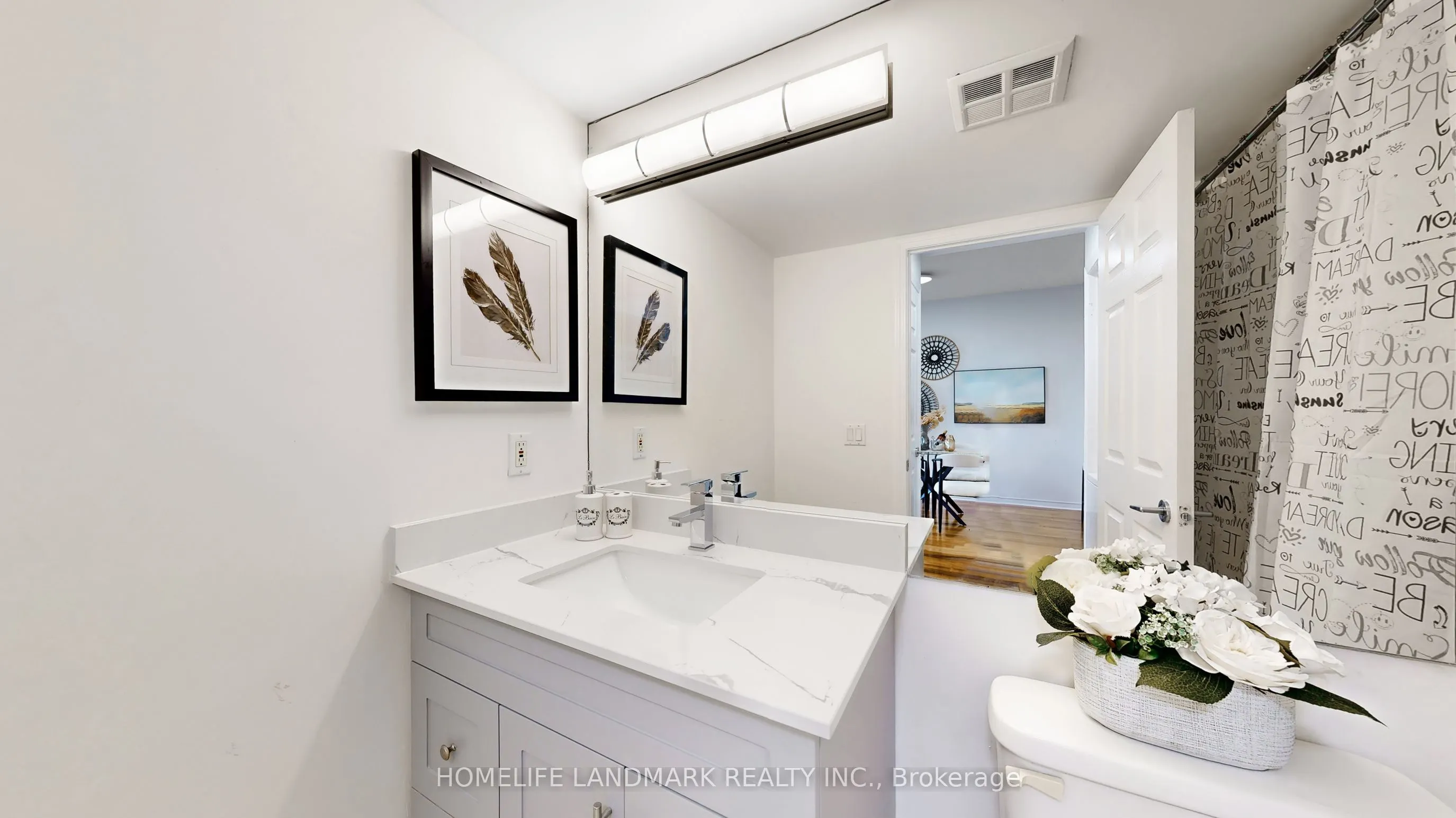 451 Rosewell Avenue, #404