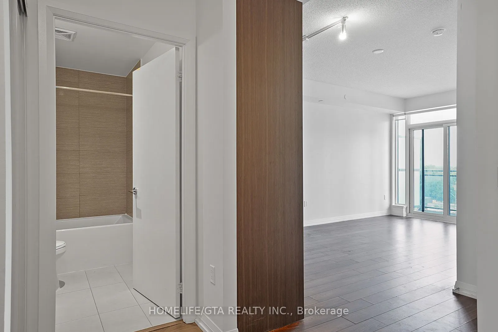 55 Ann O'Reilly Road, #701