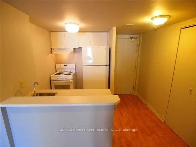 25 Grenville Street, #1209