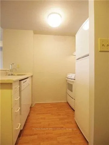 25 Grenville Street, #1209