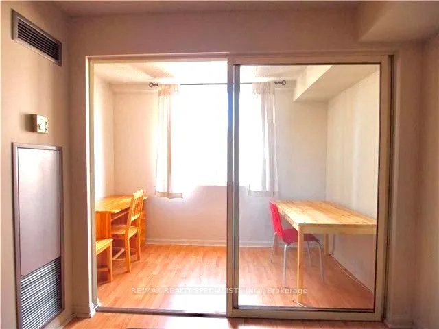 25 Grenville Street, #1209
