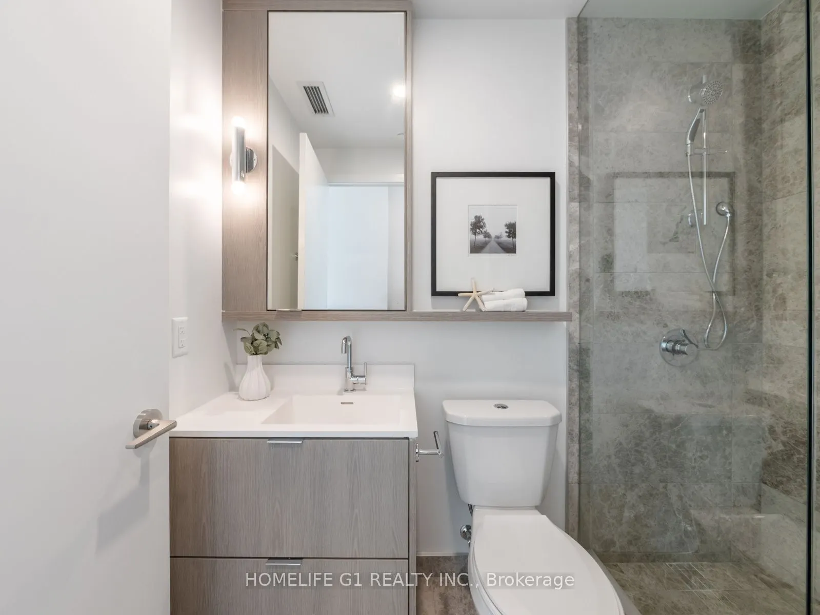 6 Greenbriar Road, #7