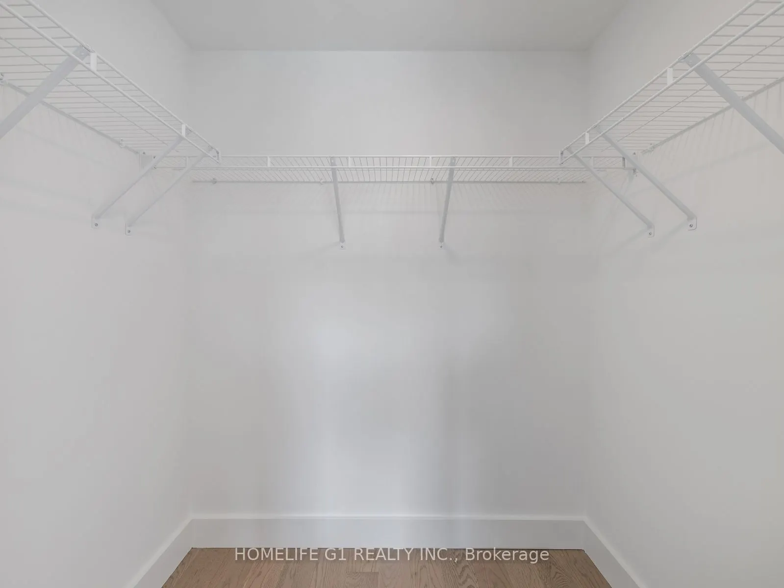6 Greenbriar Road, #7