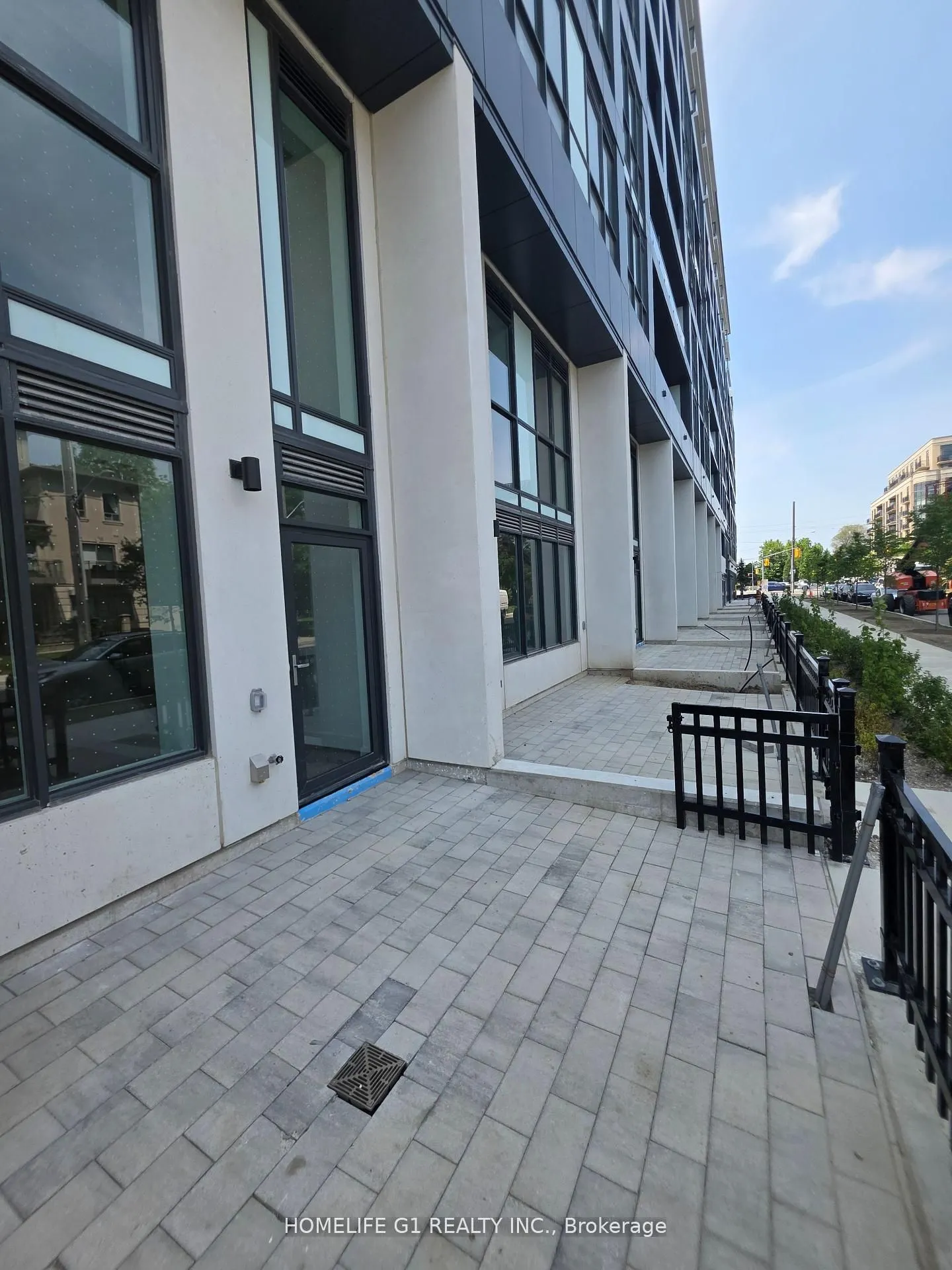 6 Greenbriar Road, #7