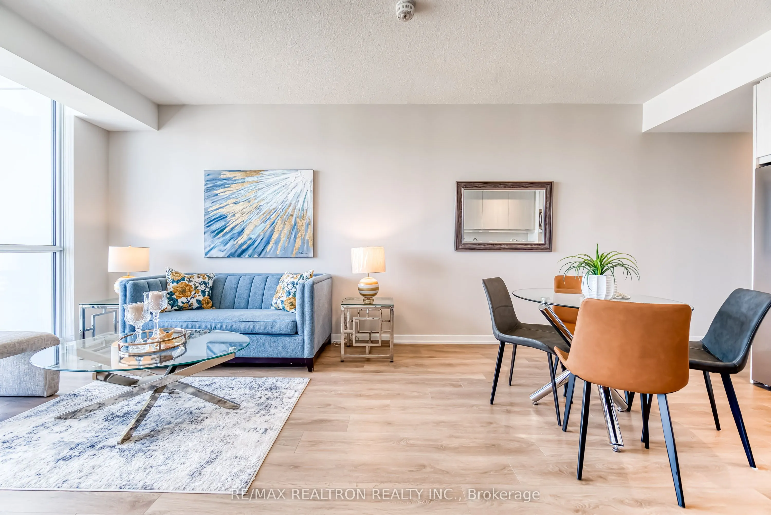 32 Forest Manor Road, #2305