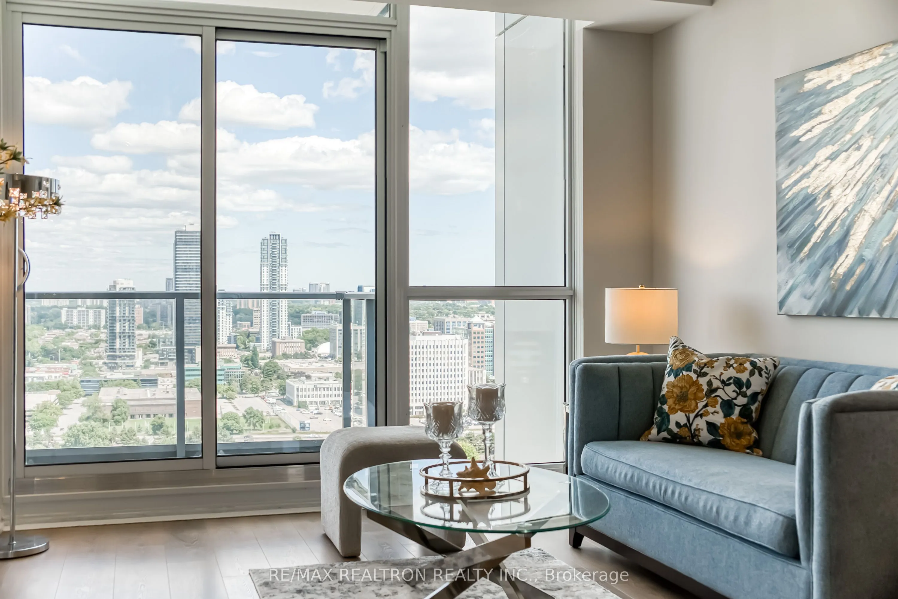 32 Forest Manor Road, #2305