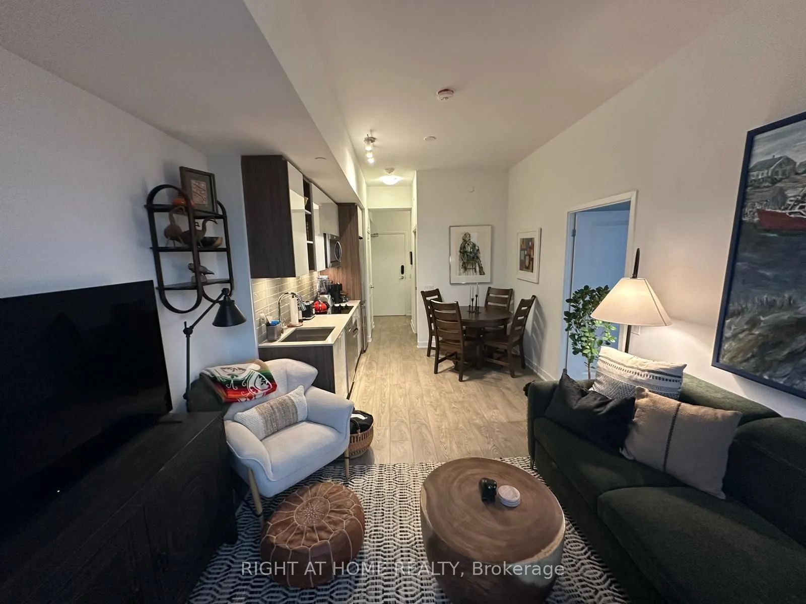 543 Richmond Street W, #PH01