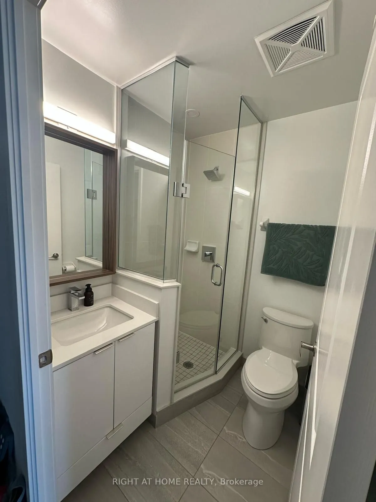543 Richmond Street W, #PH01