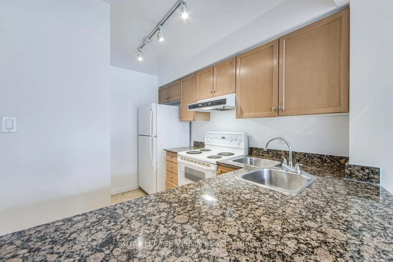 313 Richmond Street E, #1462