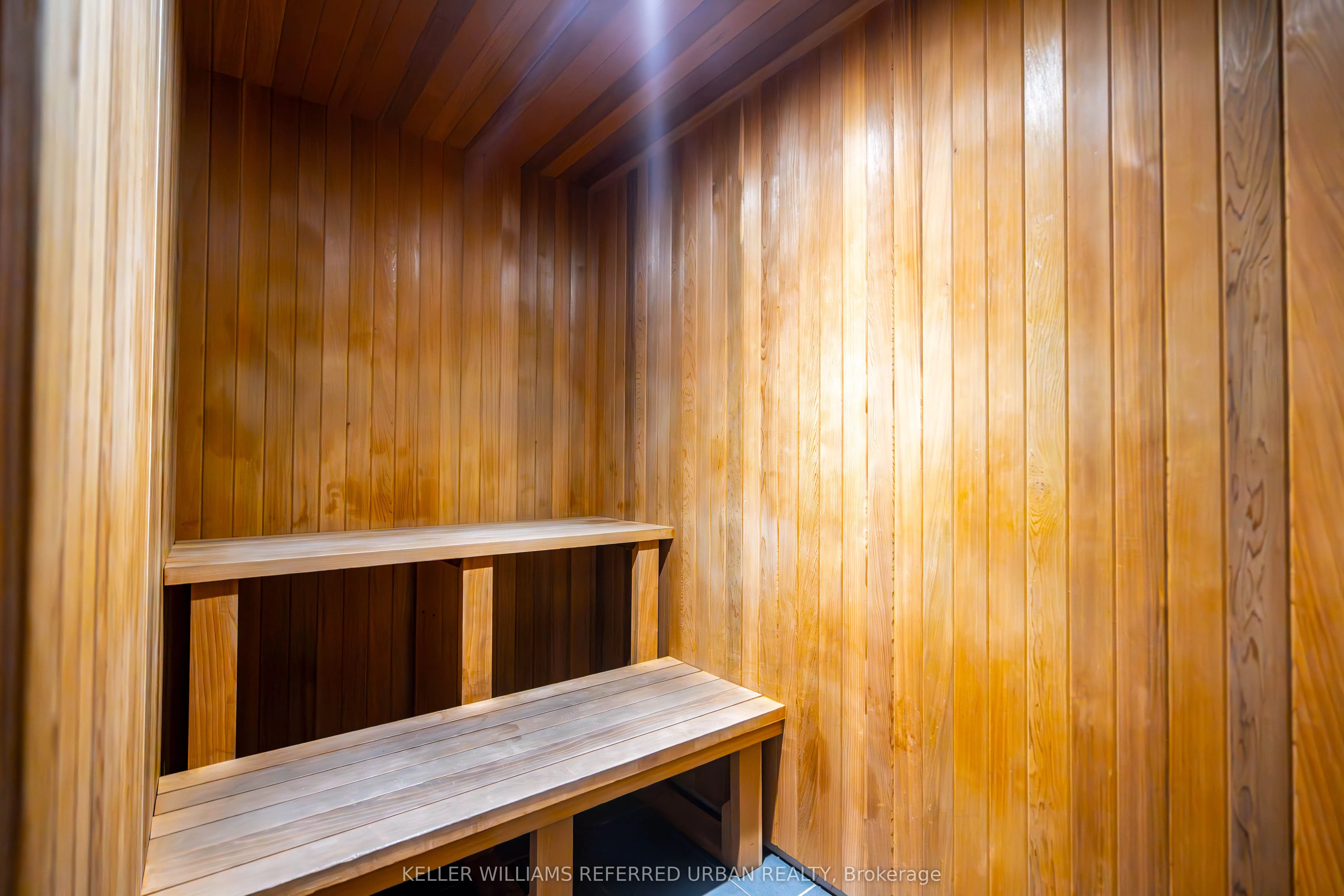 101 Erskine Avenue, #1802