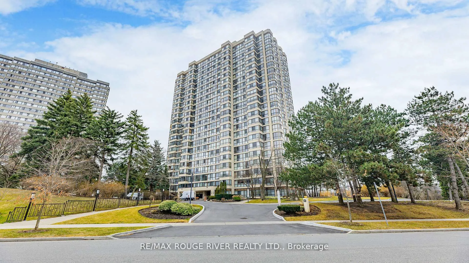 131 Torresdale Avenue, #901