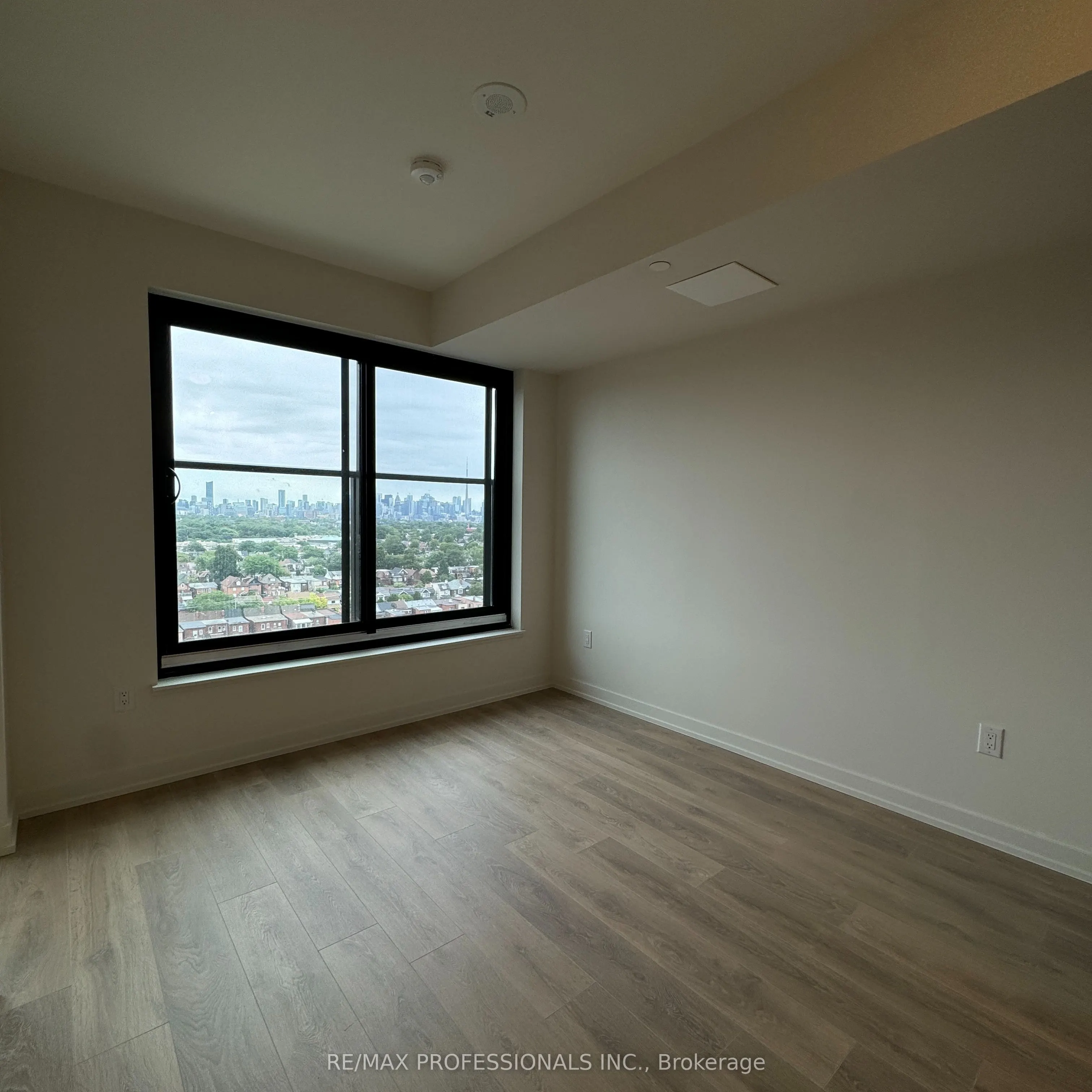181 Sterling Road, #1420