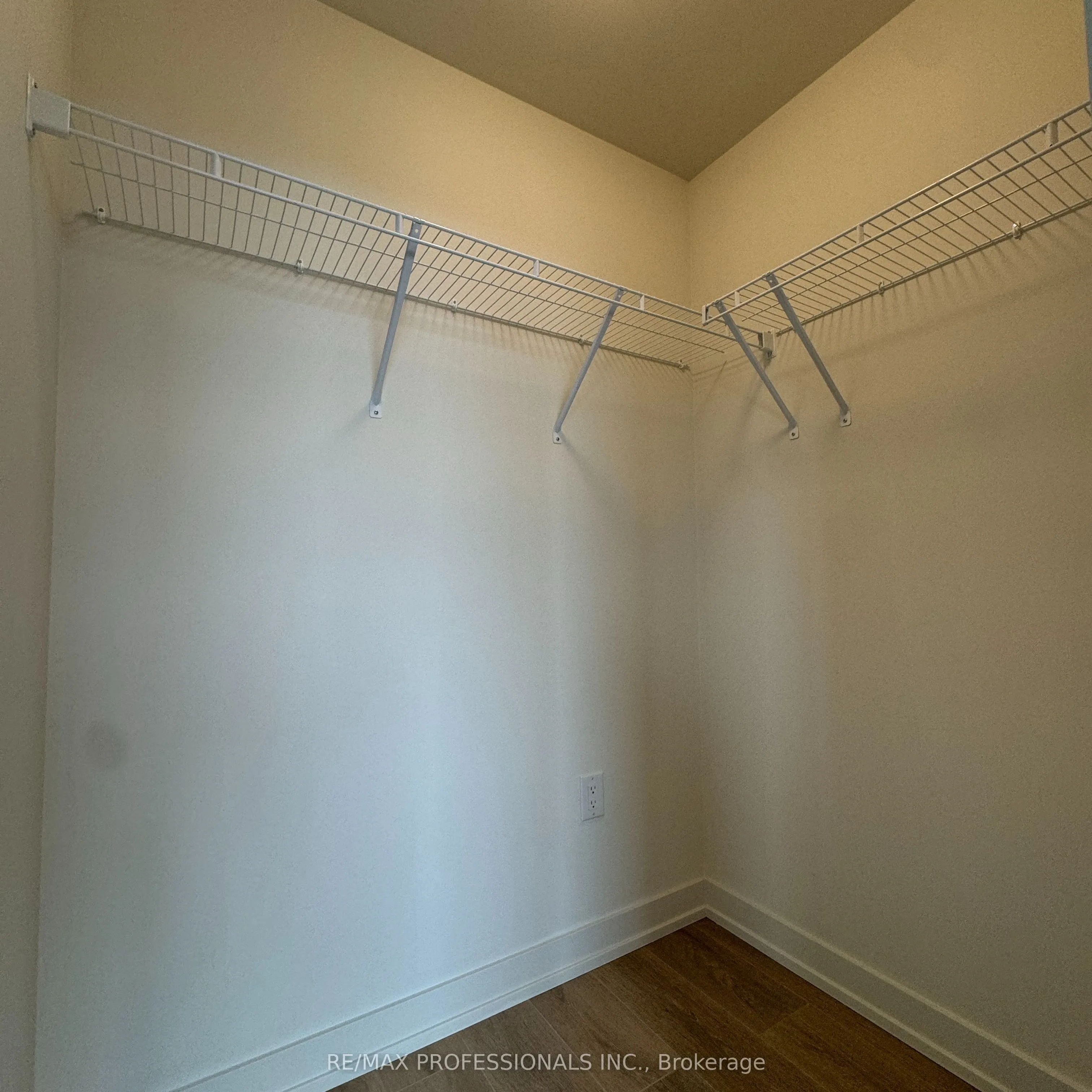 181 Sterling Road, #1420