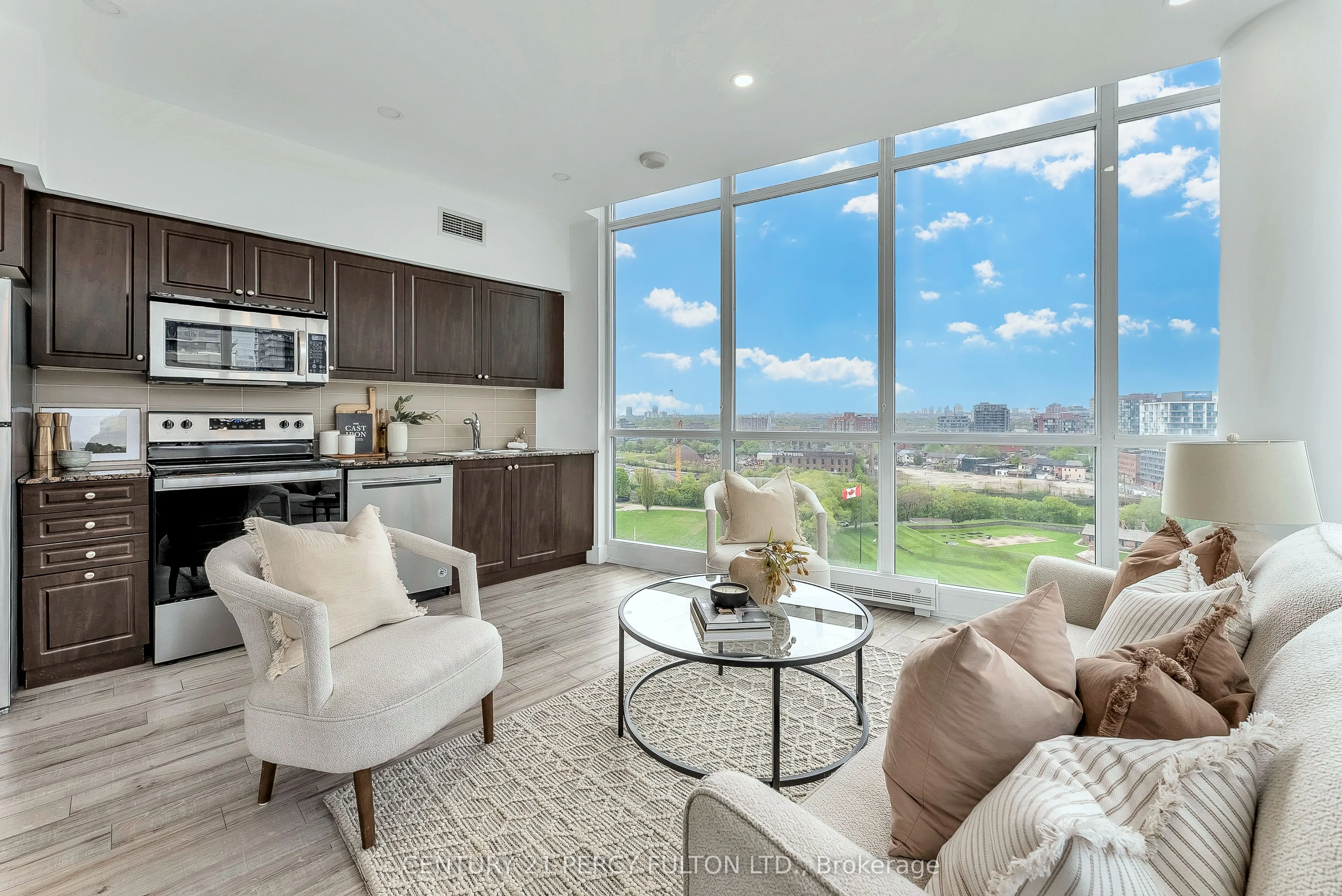 209 Fort York Boulevard, #1663