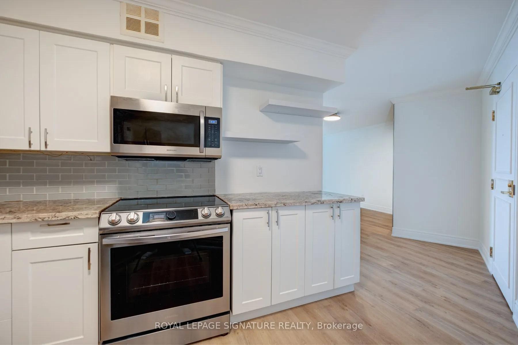 260 Queens Quay W, #507