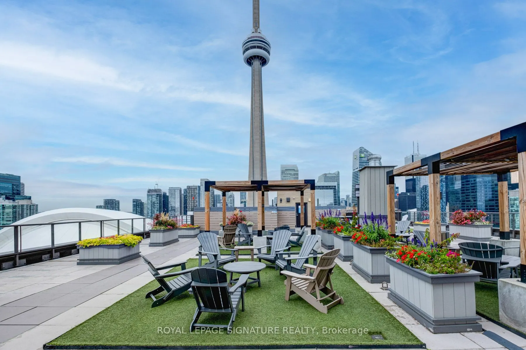 260 Queens Quay W, #507