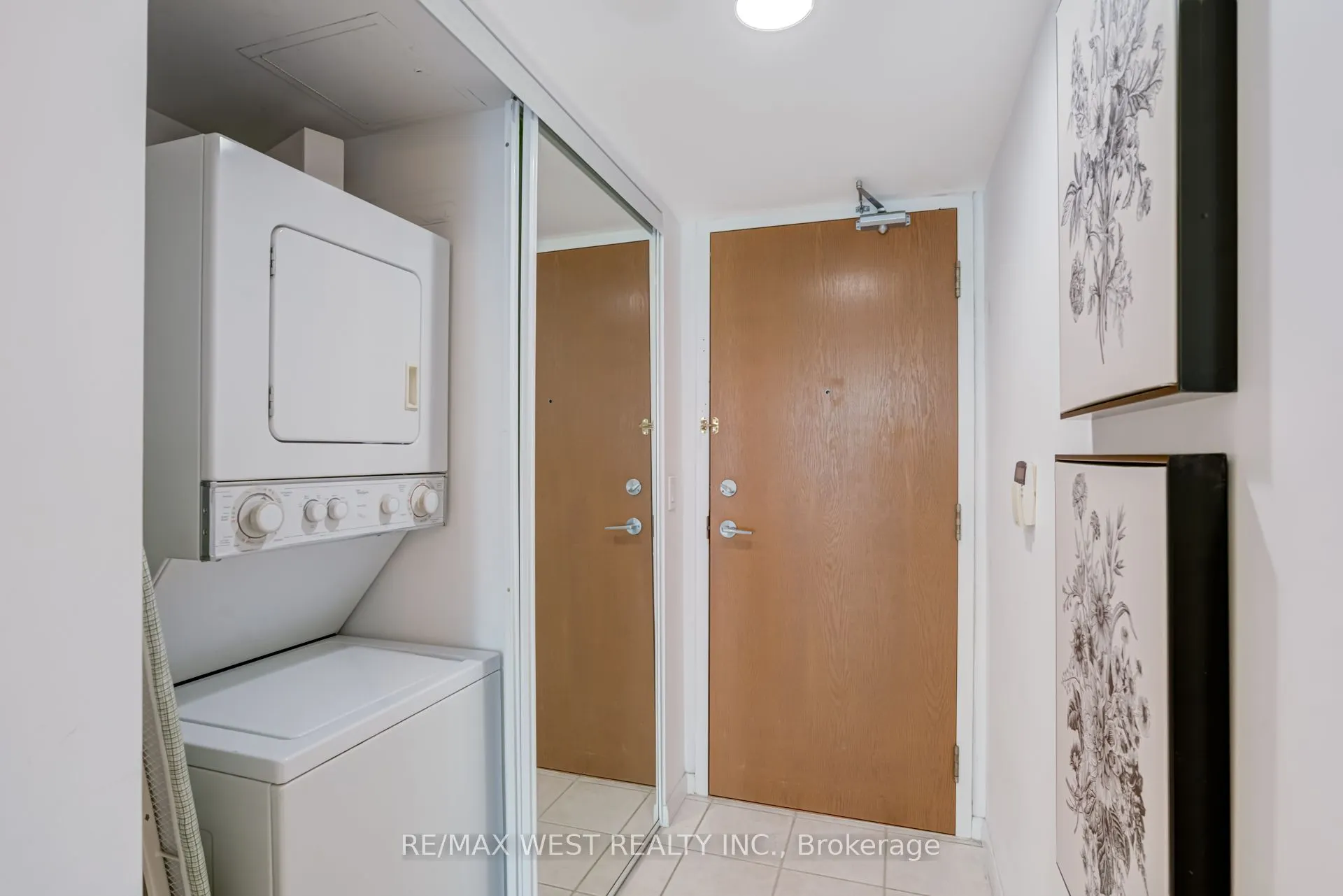 219 Fort York Boulevard, #1407