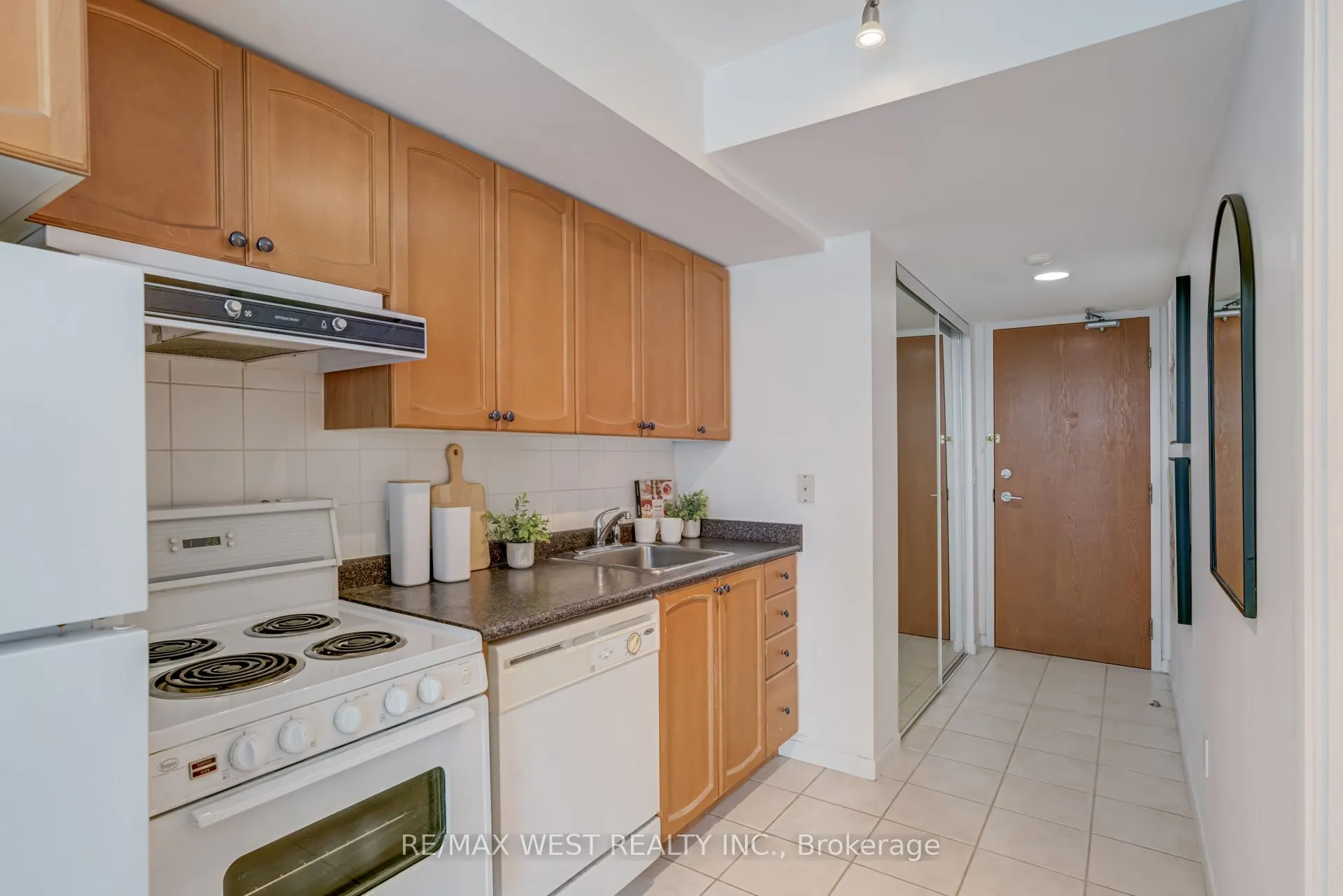 219 Fort York Boulevard, #1407