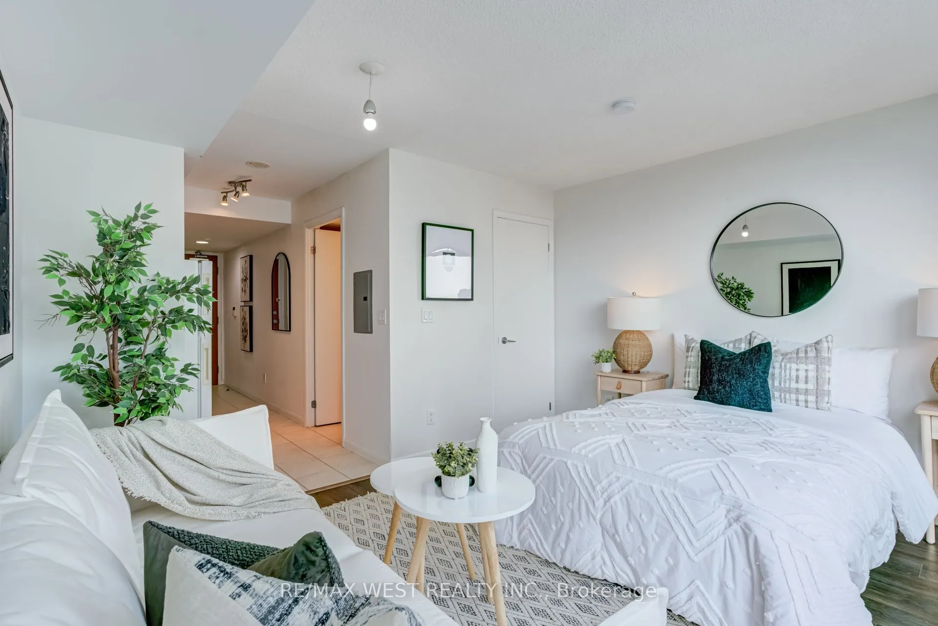 219 Fort York Boulevard, #1407