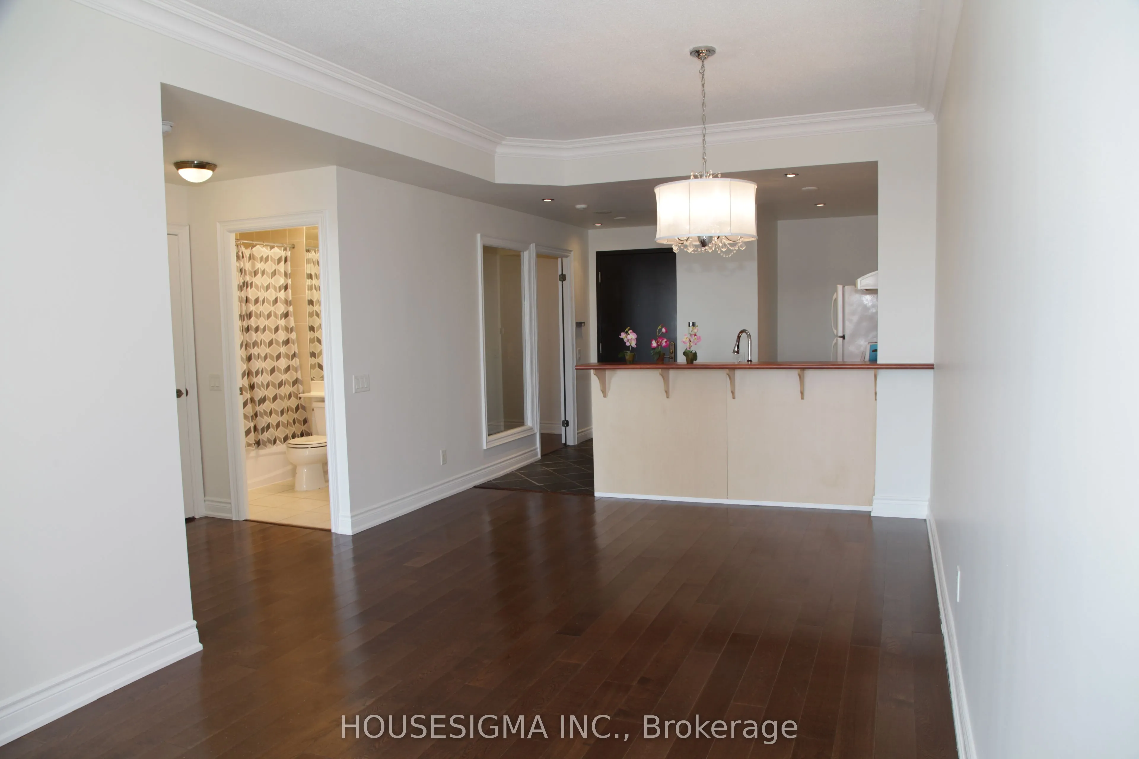 2 Clairtrell Road, #1208