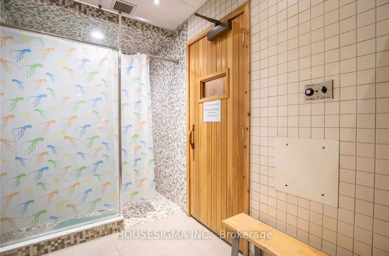 2 Clairtrell Road, #1208