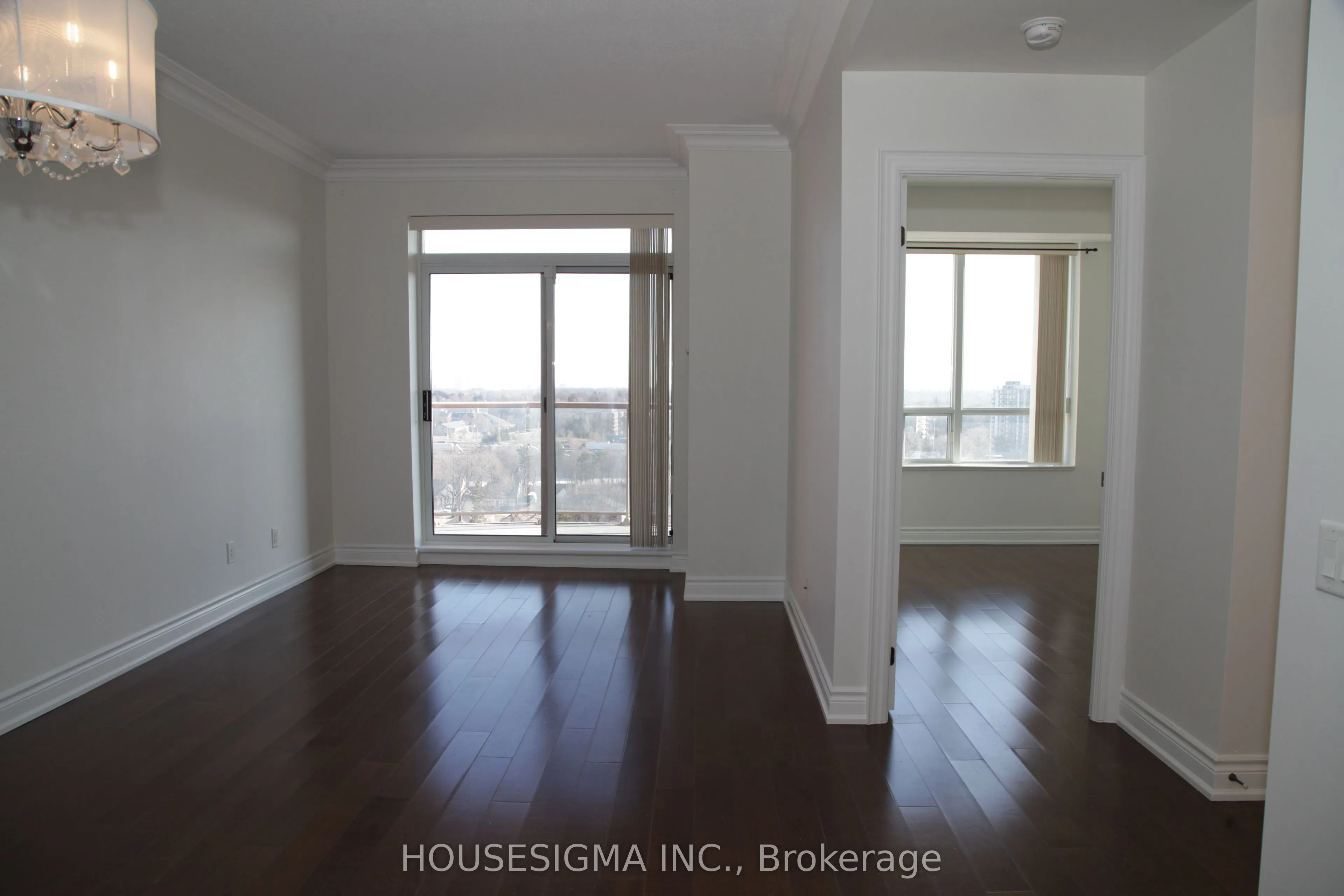 2 Clairtrell Road, #1208