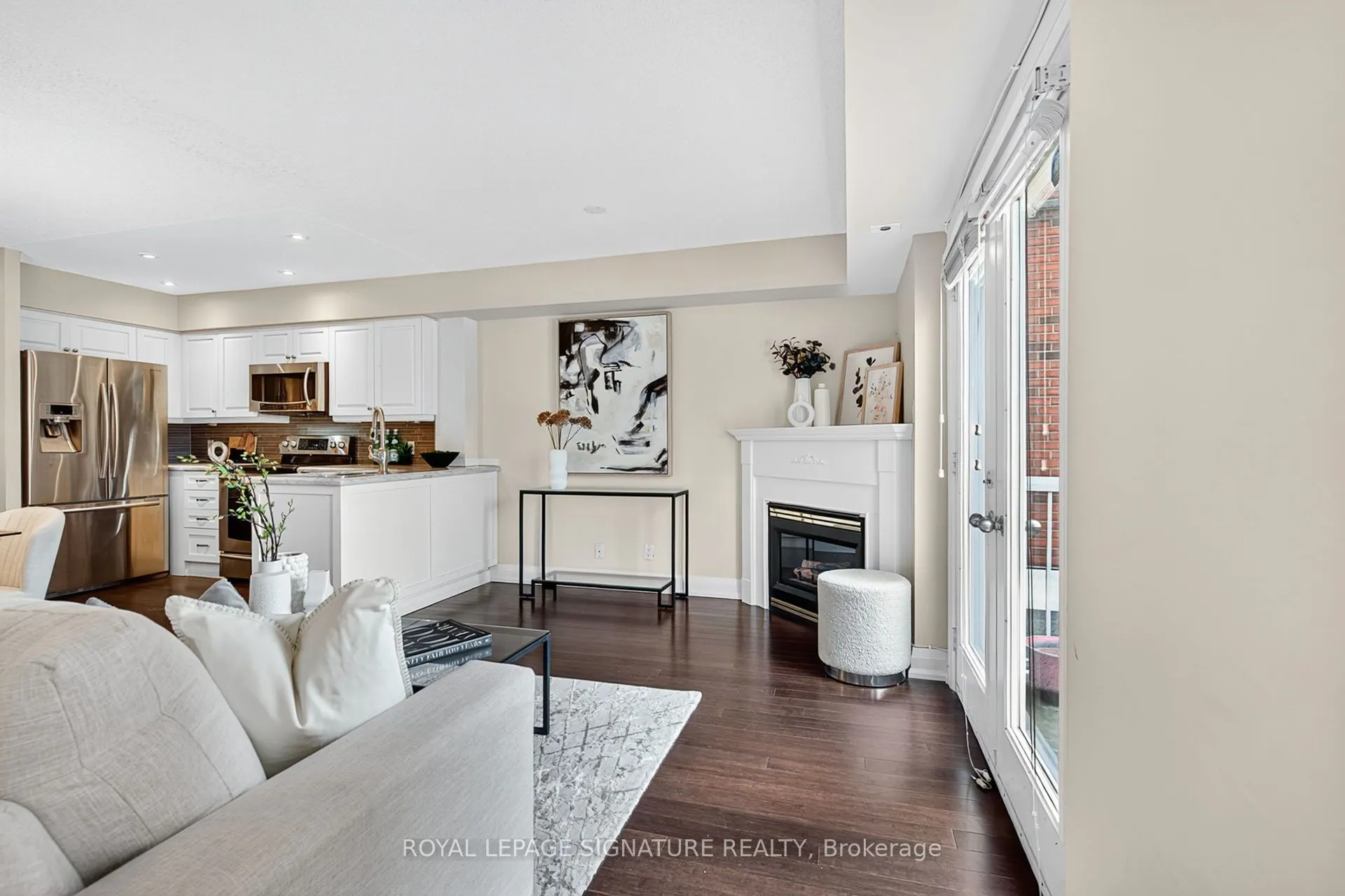 12 Sudbury Street, #411