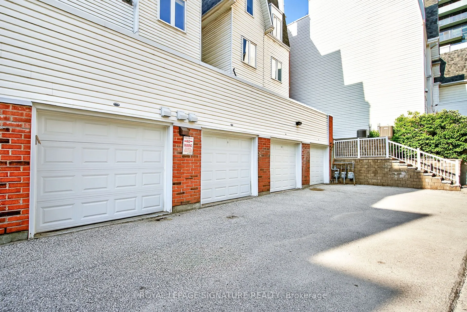 12 Sudbury Street, #411